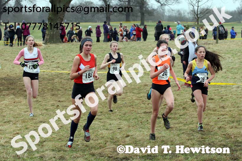 Girls under-15s, 2018 Northern Cross Country Champs., Harewood House, Leeds. Photo: David T. Hewitson/Sports for All Pics